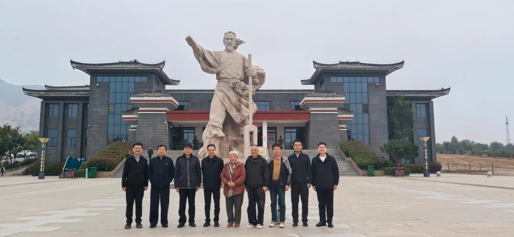 重阳敬老传薪火 匠心聚力谱新篇——金控集团多维度开展重阳节主题活动